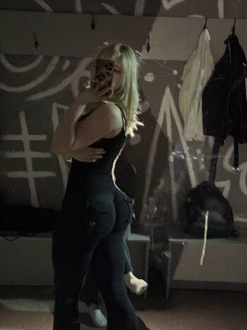Full leaked Pelememe private onlyfans photo