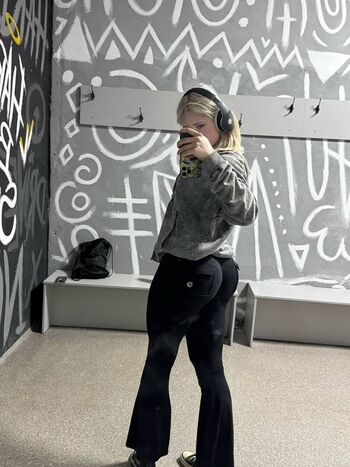 Full leaked Pelememe private onlyfans photo