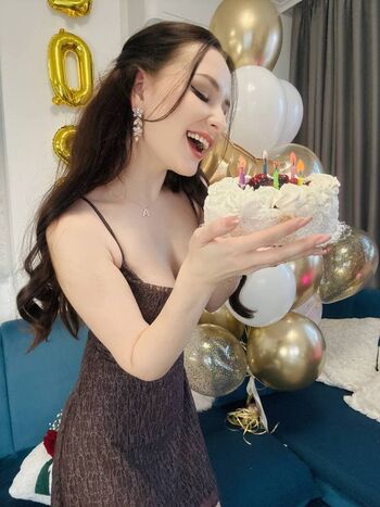 petite_bella