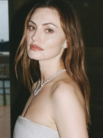 Phoebe Tonkin