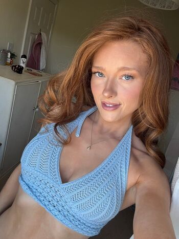 phoebeisginger