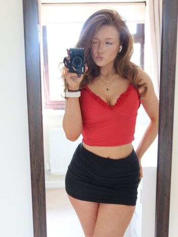 phoebeisginger