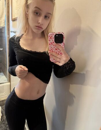 Phoenix Tate