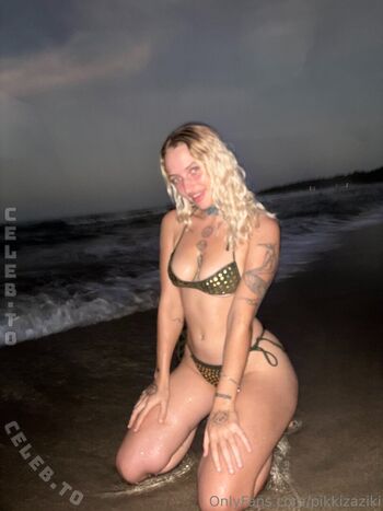 Full leaked Pikkizaziki private onlyfans photo