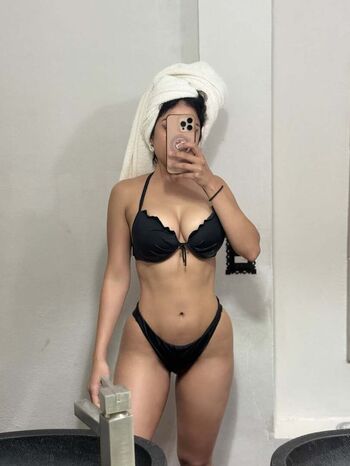 PINKU Cosplay