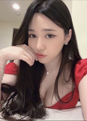 Full leaked Chloe louise thomas/ private onlyfans photo