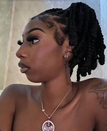 Prettylilvibesz