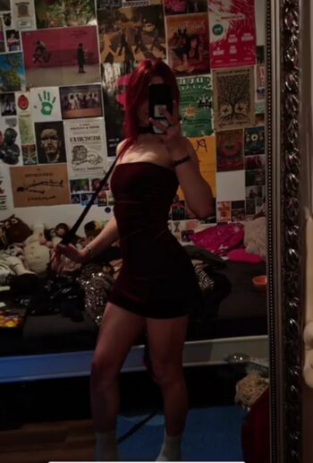 Full leaked Candidsluts/ private onlyfans photo