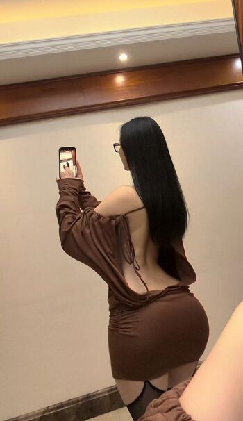 Full leaked Qiaoniutt  page private onlyfans photo