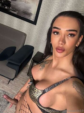 Queenle19