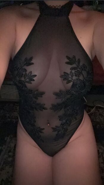 Full leaked Queenofsouls private onlyfans photo