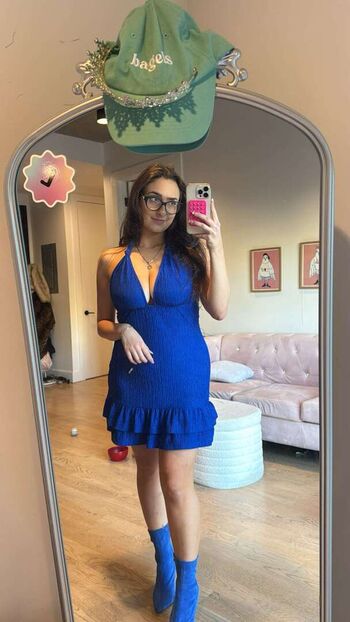 qveenjulia