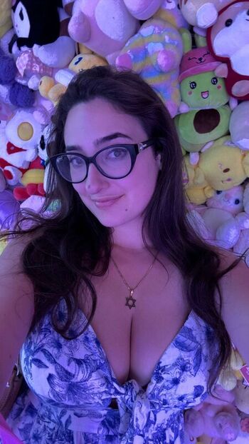 qveenjulia
