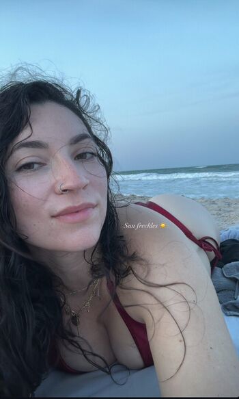 Full leaked Raelynn page private onlyfans photo