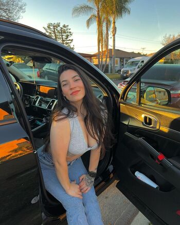 Full leaked Raelynn private onlyfans photo