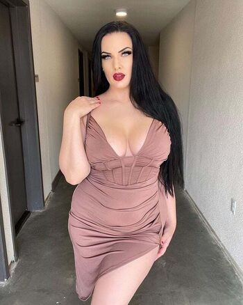 Raven Rose