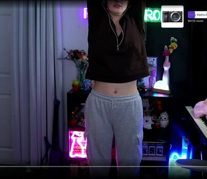 Full leaked Rayactions private onlyfans photo