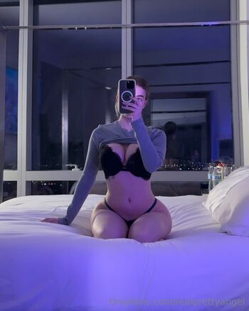 Full leaked Realprettyangel private onlyfans photo
