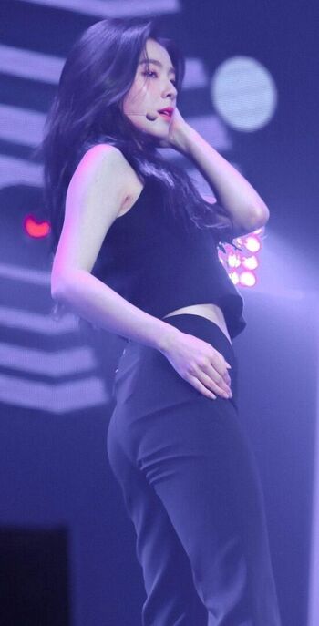 Full leaked Red velvet private onlyfans photo