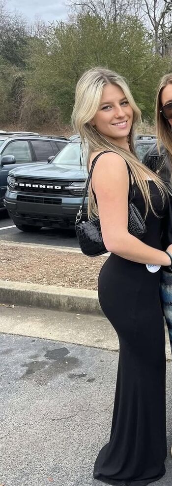 Full leaked Reese johnson/ private onlyfans photo