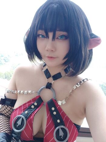 Rina_tanfly4