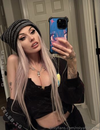 Full leaked Rolyatistaylor private onlyfans photo
