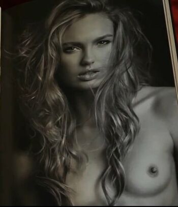 Romee Strijd