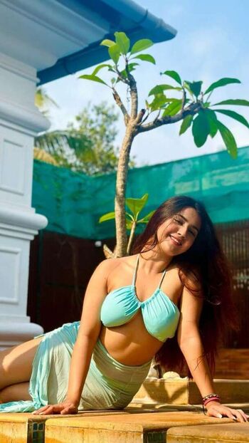 Full leaked Roshni walia page private onlyfans photo