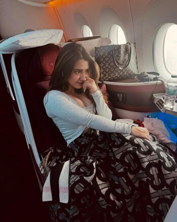 Full leaked Roshni walia private onlyfans photo