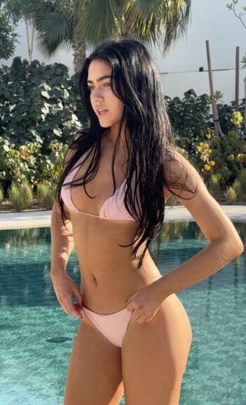 Roxanarosuu