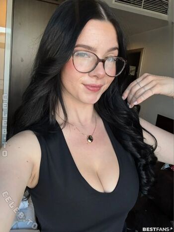 Roxi Black