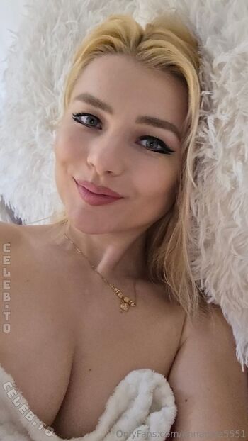 Roze Monroe