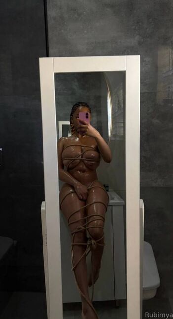 Full leaked Rubi private onlyfans photo