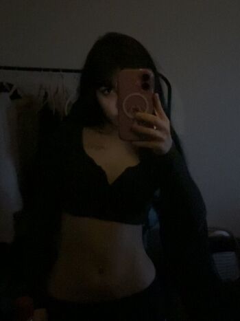 Sadgirlfetish
