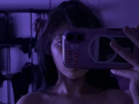 Sadgirlfetish