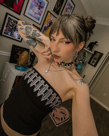 sailorbeeee