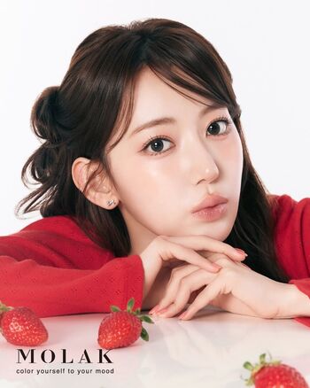 Sakura Miyawaki 宮脇 咲良