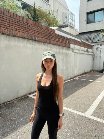 Sally Kim