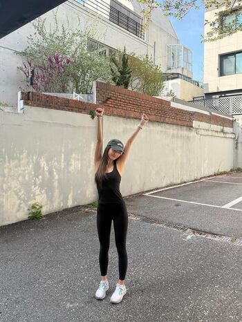 Sally Kim