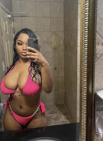 Samantha Marie