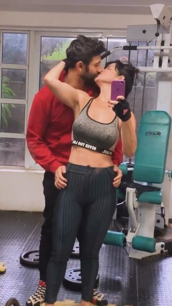 Samara Felippo