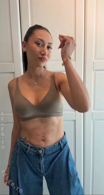 Full leaked Samira yasmin leila private onlyfans photo