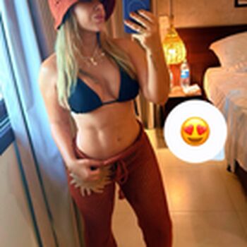 Samya Maia
