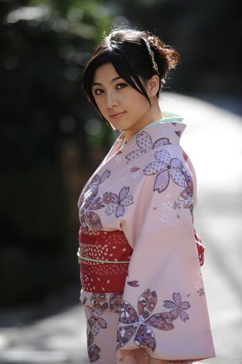 Saori Hara