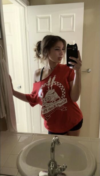 Sara Dobrik