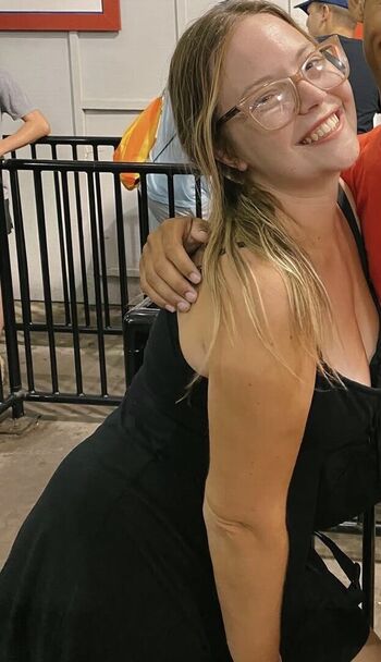 Full leaked Sarah anderson page private onlyfans photo