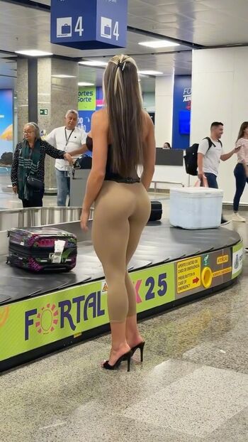 Sarah Caus