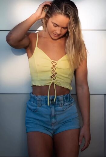 Full leaked Sarah dorough page private onlyfans photo