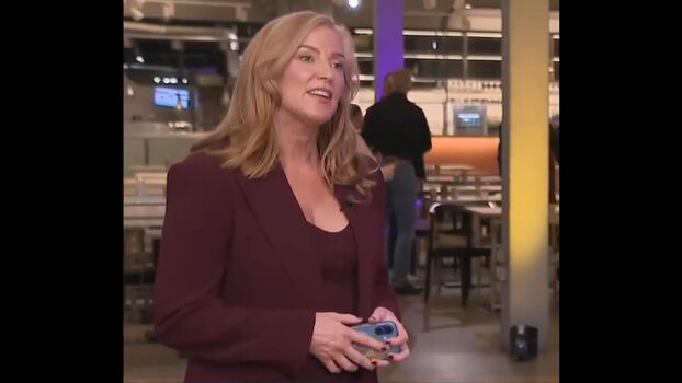 Sarah-Jane Mee