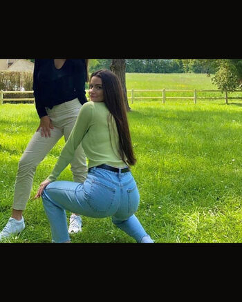 Full leaked Sarahhbl page private onlyfans photo